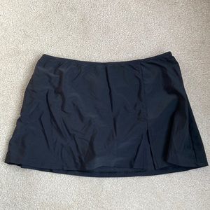 Fashion Bug Black Swim Skort - size 12